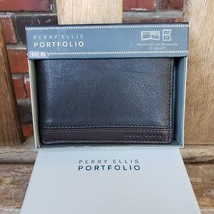 Perry Ellis Portfolio Men's Dark Brown Wallet
